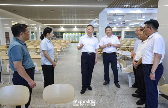 马军调研中小学秋季开学、重点产业项目建设等工作
