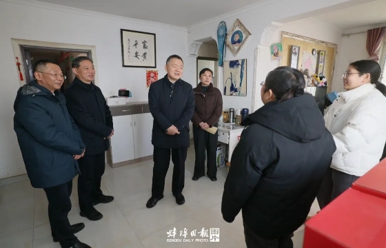 马军在龙子湖区开展走访慰问活动